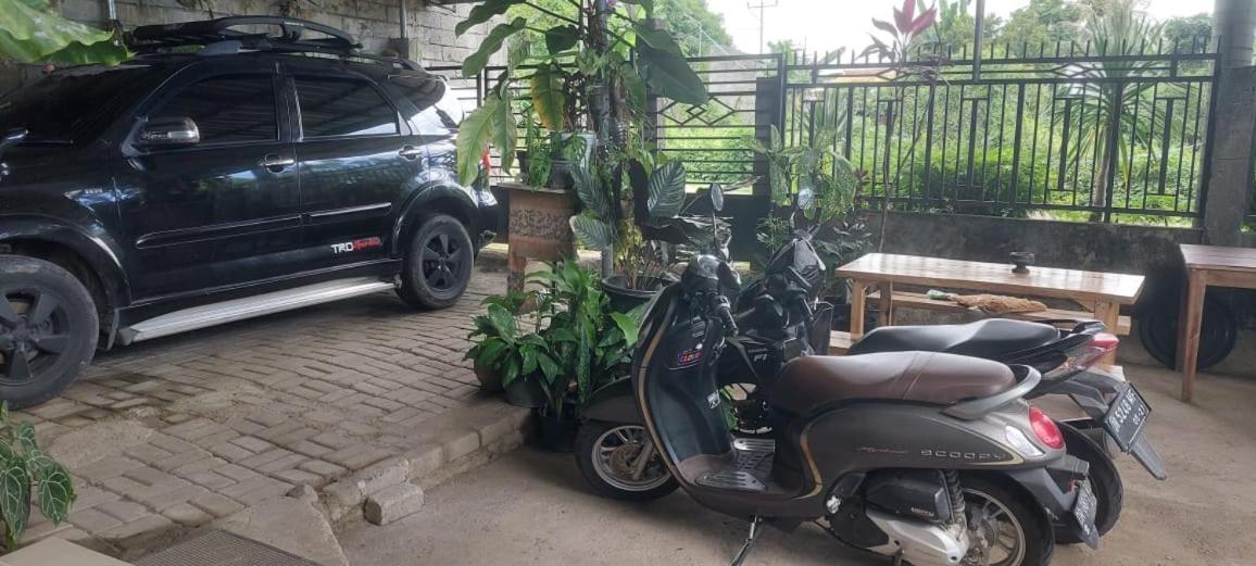 Akria Bed And Breakfast Bayan 外观 照片